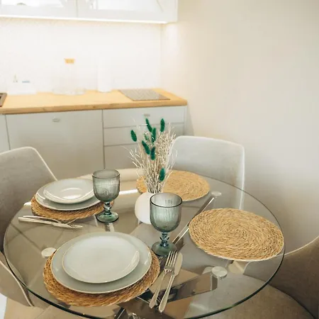 Apartment Nad Zatoka Ukiel *